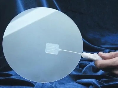 Latest company blogs about The Key Role of 8-Inch Sapphire in Semiconductor Manufacturing: New Applications and Challenges