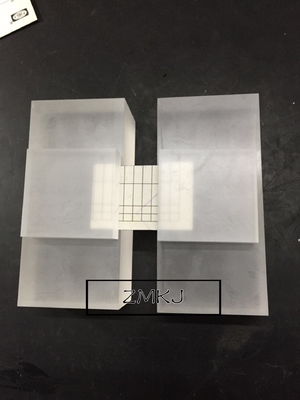 Buy Raw Al2O3 Sapphire Parts , Sapphire Single Crystal Glass Block High Thermal Conductivity online manufacture